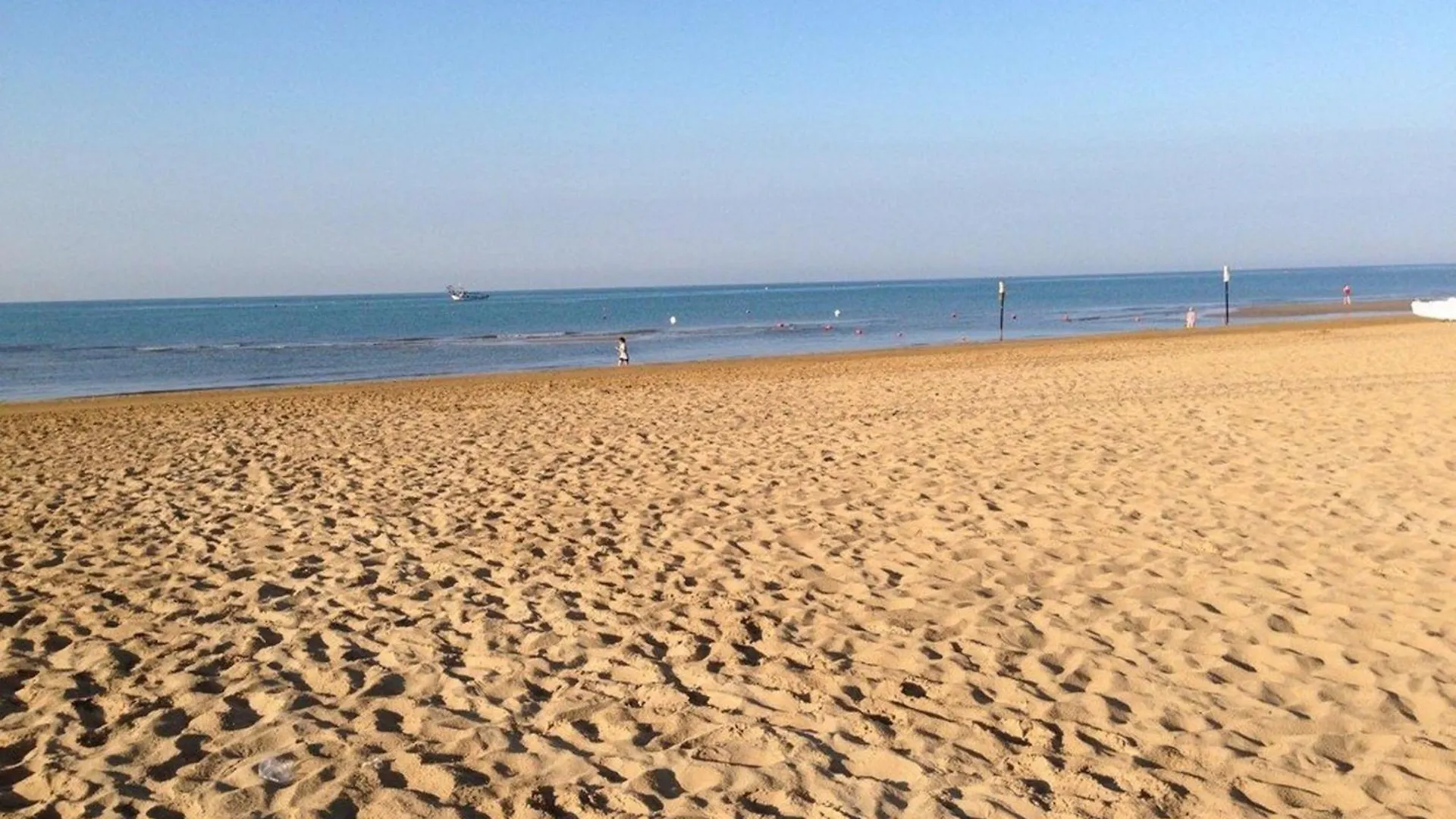 شقة Flat With Luminous Terrace By The Sea - Beahost بورتو سانتا مارغريتا دي كاورل