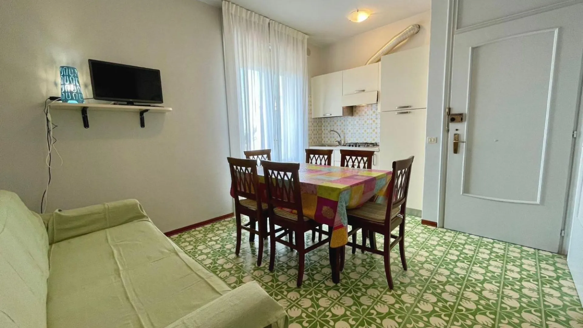 شقة Flat With Luminous Terrace By The Sea - Beahost بورتو سانتا مارغريتا دي كاورل